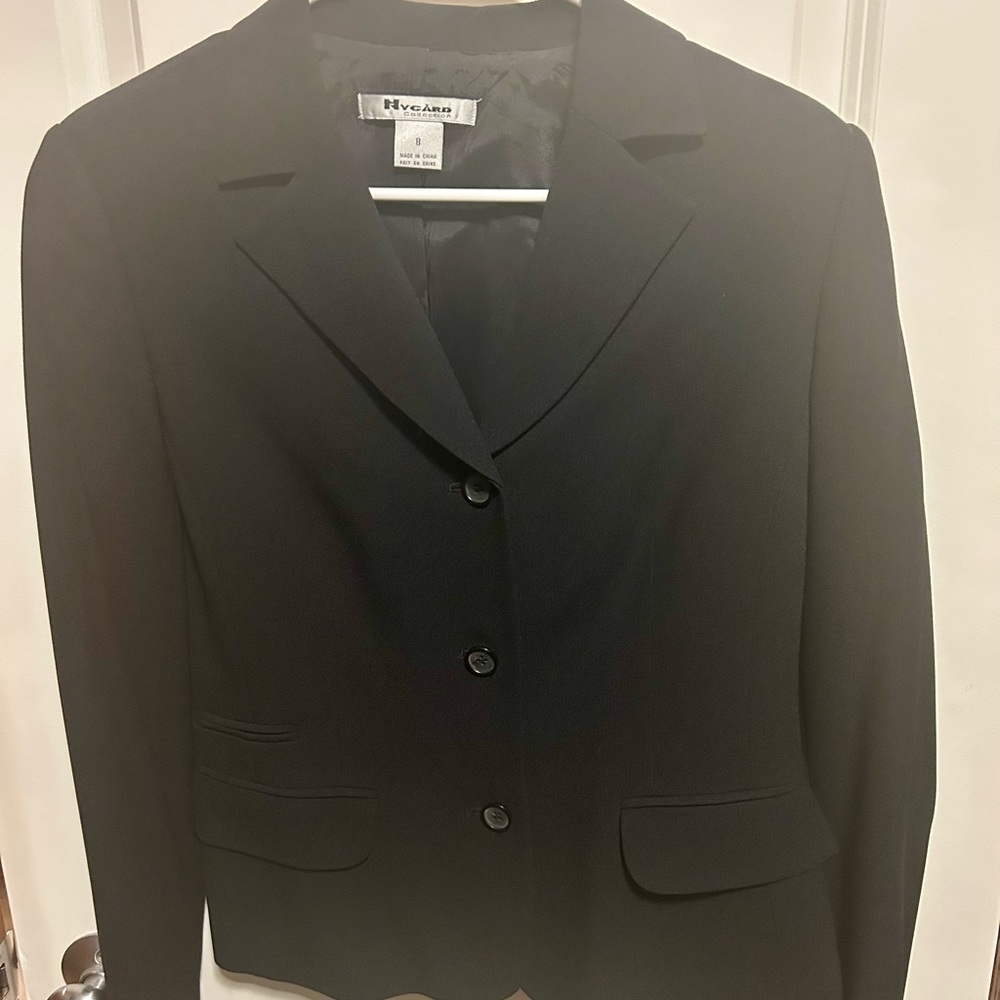 Peter Nygard Black Blazer with Notched Lapels